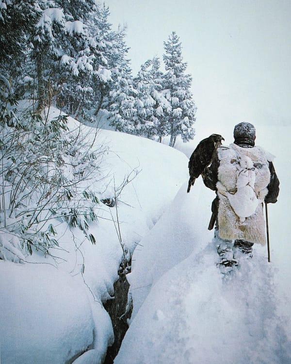 Yuzawa, falconer / 80s (pic Masaya Nakamura)